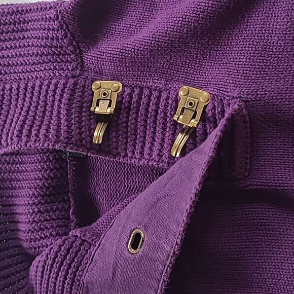 Purple collared sweater - Picture 2 of 3